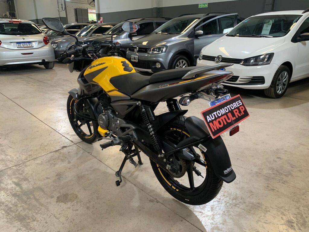 Bajaj Rouser NS M/T 125 2023