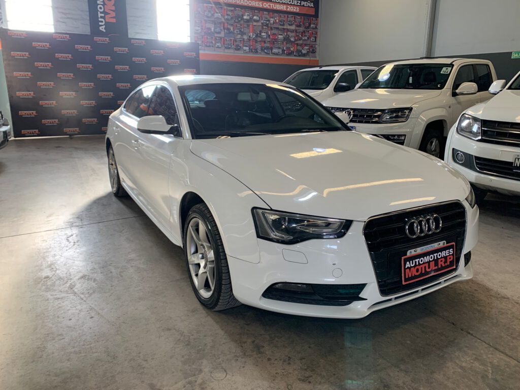 Audi A5 Sportback M/T 2.0 Nafta 2012