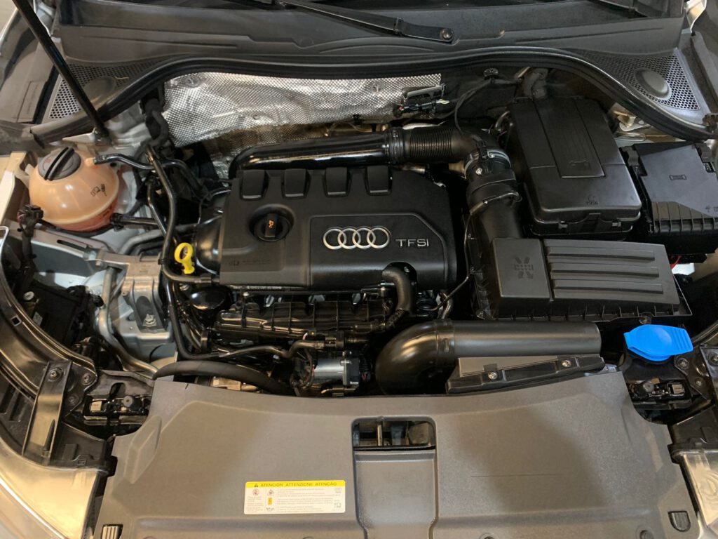 Audi Q3 TFSI Quattro M/T 2.0 Nafta 2013