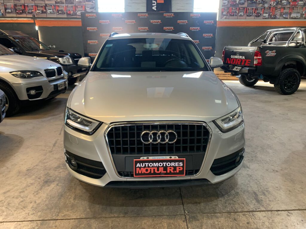 Audi Q3 TFSI Quattro M/T 2.0 Nafta 2013