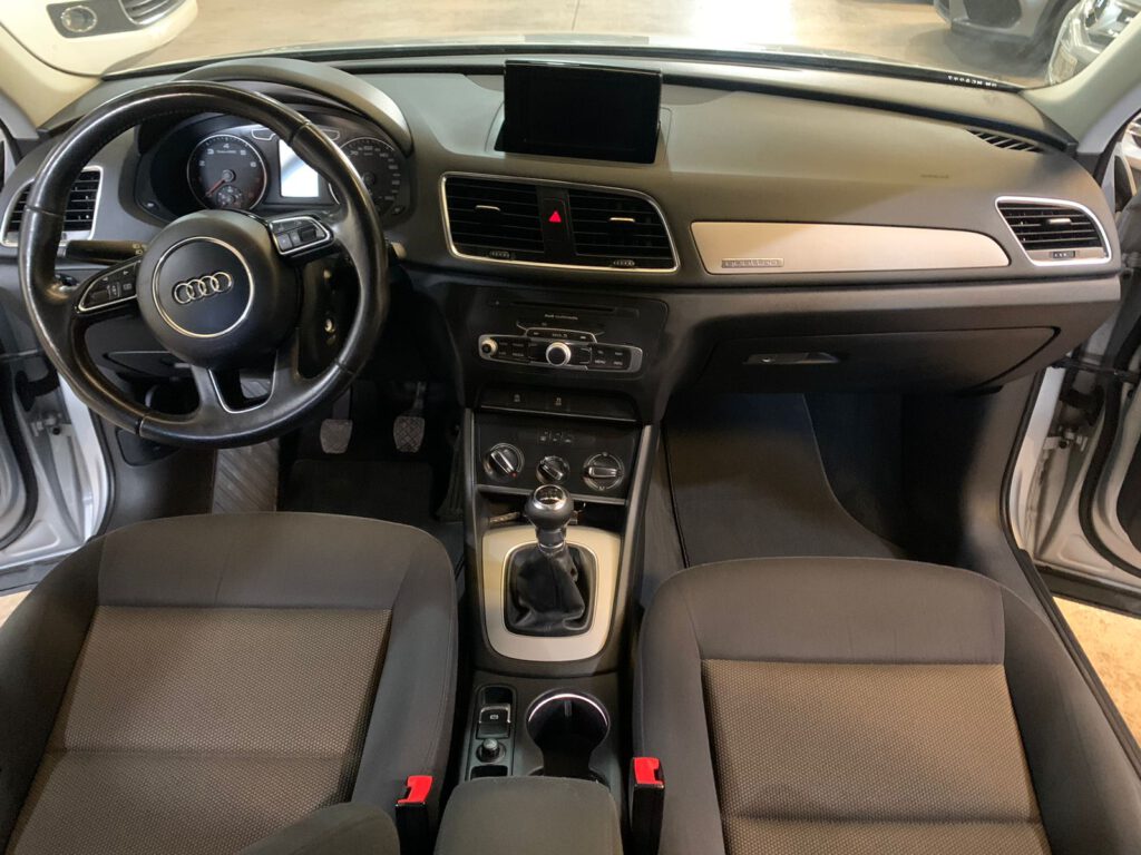 Audi Q3 TFSI Quattro M/T 2.0 Nafta 2013