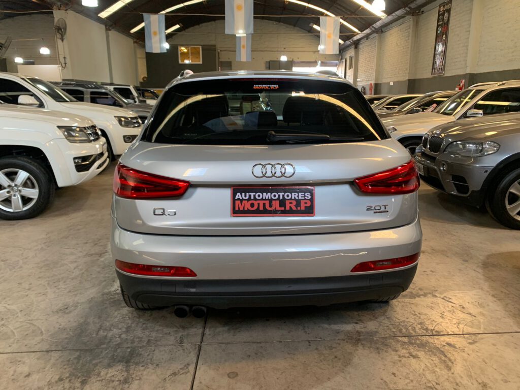 Audi Q3 TFSI Quattro M/T 2.0 Nafta 2013