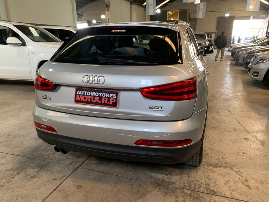 Audi Q3 TFSI Quattro M/T 2.0 Nafta 2013