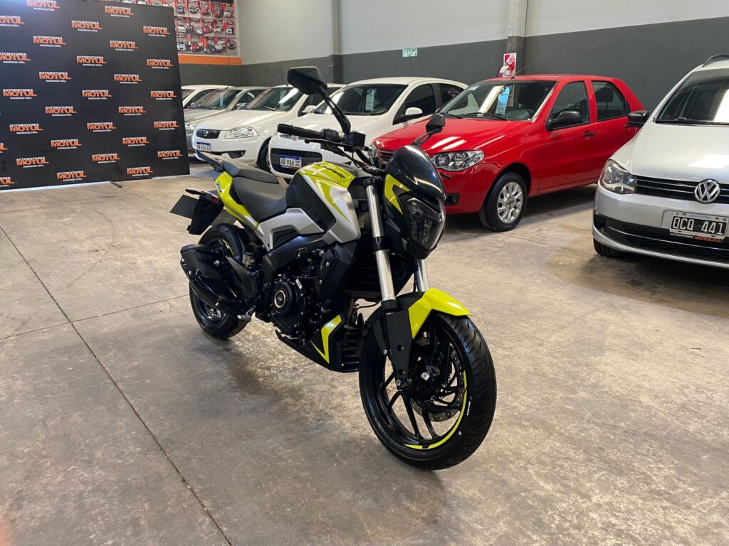 Bajaj Dominar RS 250 Nafta 2025