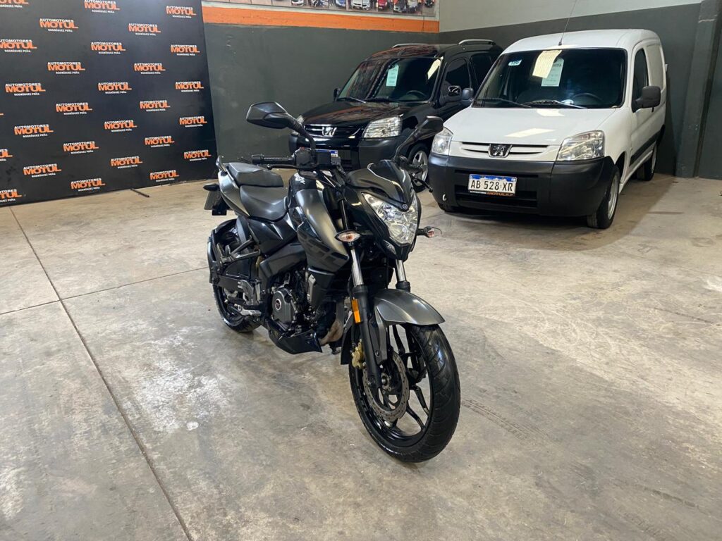 Bajaj Rouser NS 200 Nafta 2018
