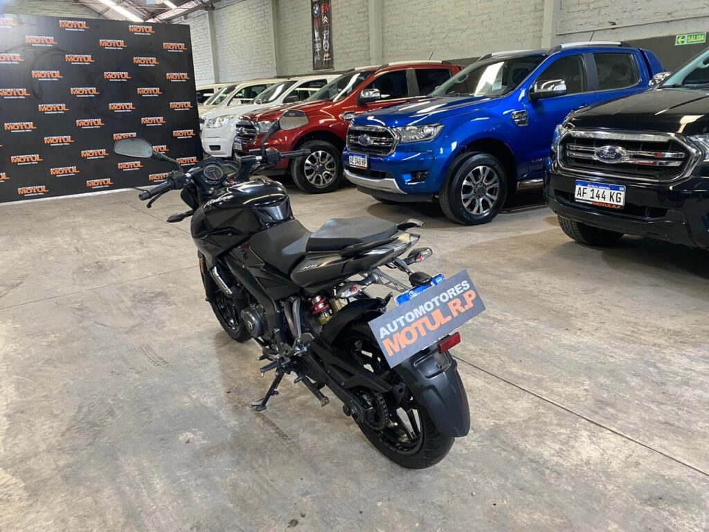 Bajaj Rouser NS 200 Nafta 2018