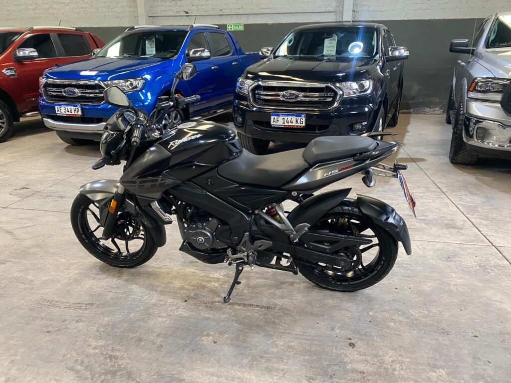 Bajaj Rouser NS 200 Nafta 2018